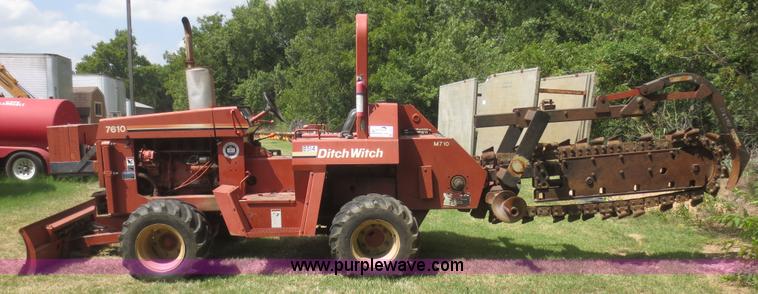 image for item F8310 1996 Ditch Witch 7610 trencher