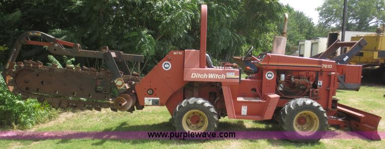 image for item F8310 1996 Ditch Witch 7610 trencher
