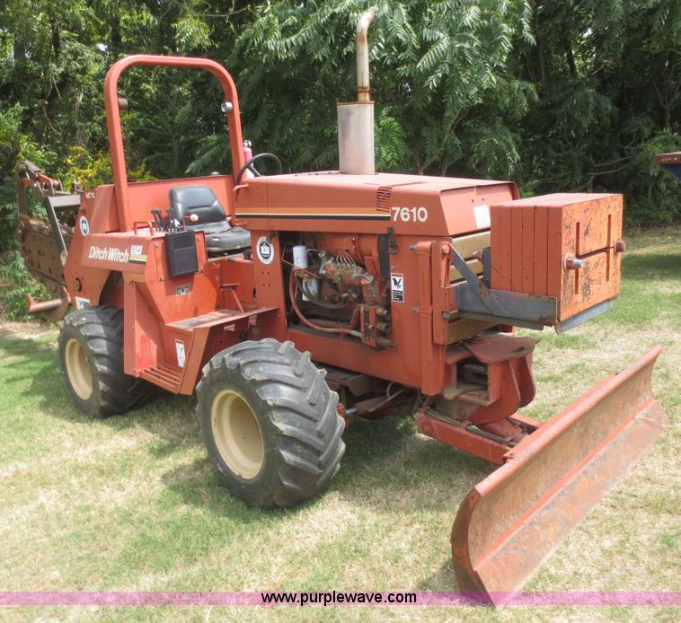 image for item F8310 1996 Ditch Witch 7610 trencher
