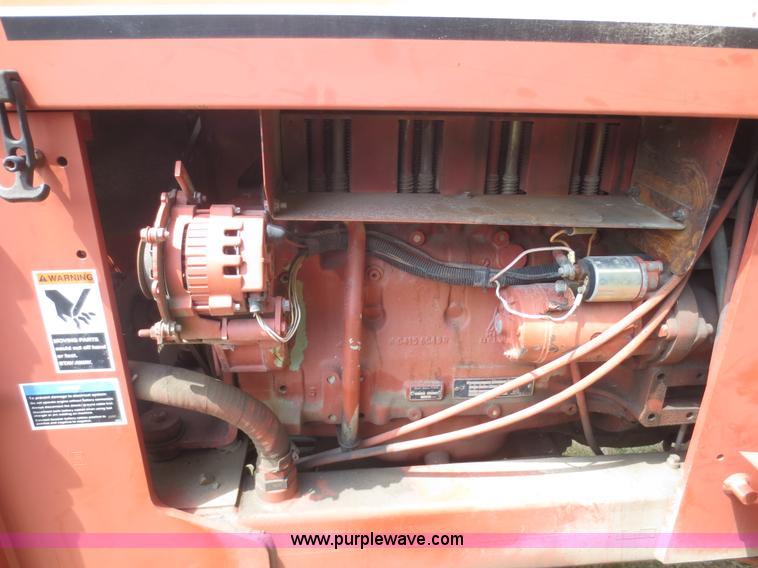 image for item F8310 1996 Ditch Witch 7610 trencher