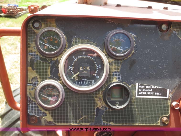 image for item F8310 1996 Ditch Witch 7610 trencher