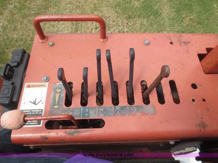 image for item F8310 1996 Ditch Witch 7610 trencher