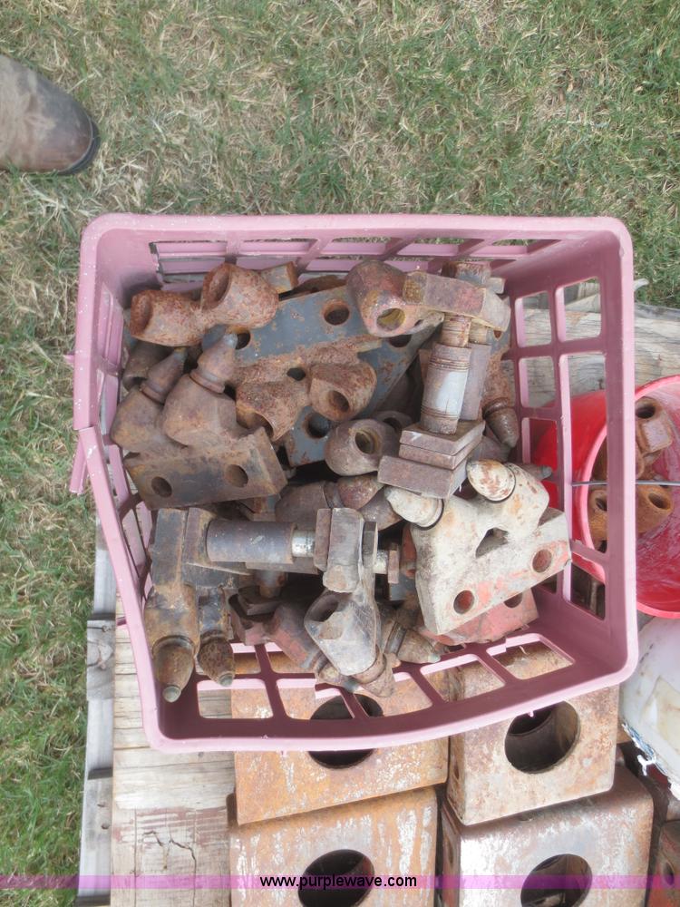 image for item F8310 1996 Ditch Witch 7610 trencher