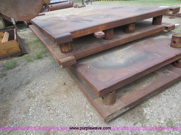 image for item F8315 (2) steel trench boxes