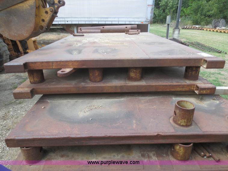 image for item F8315 (2) steel trench boxes