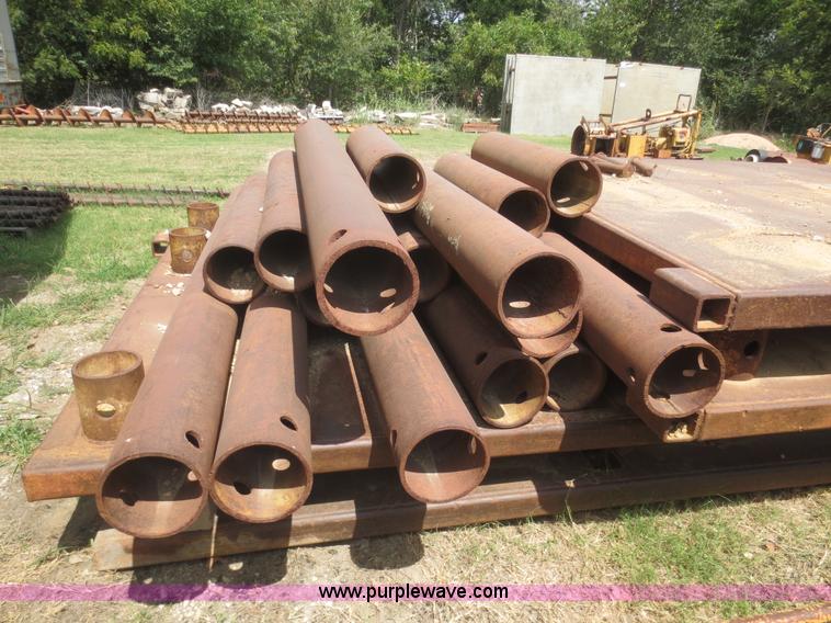 image for item F8315 (2) steel trench boxes