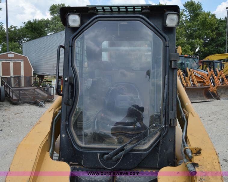 image for item I2240 2003 Caterpillar 287 tracked skid steer