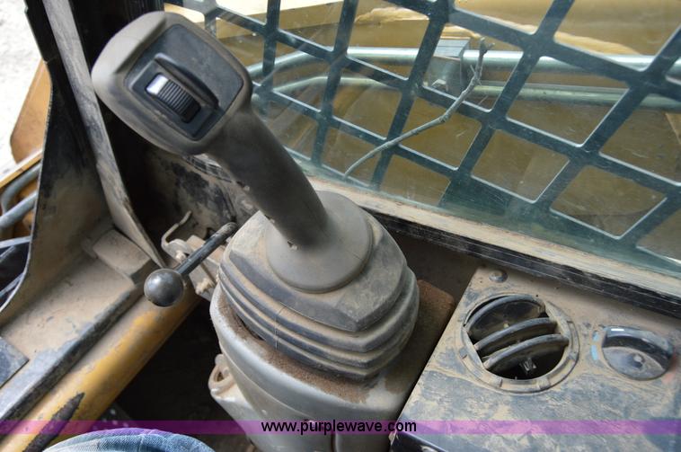 image for item I2240 2003 Caterpillar 287 tracked skid steer