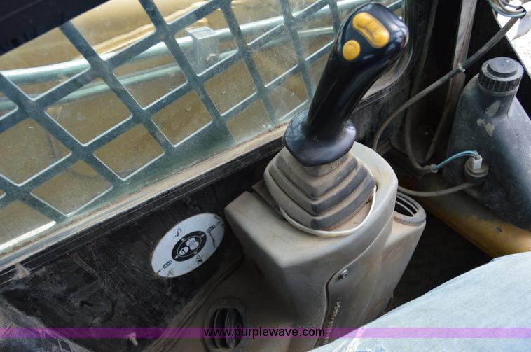 image for item I2240 2003 Caterpillar 287 tracked skid steer