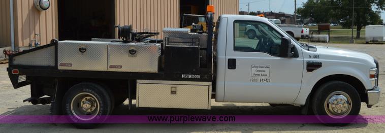 image for item I2241 2008 Ford F350 Super Duty XL service truck