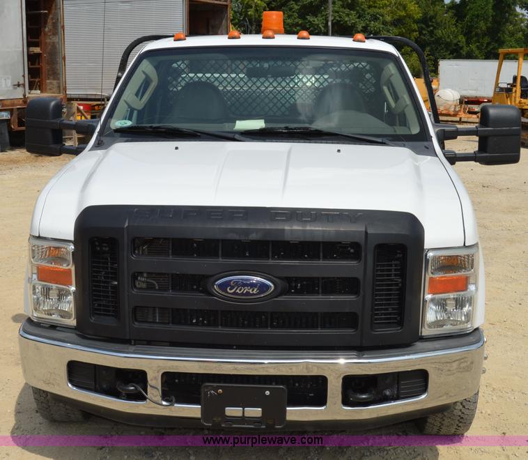image for item I2241 2008 Ford F350 Super Duty XL service truck