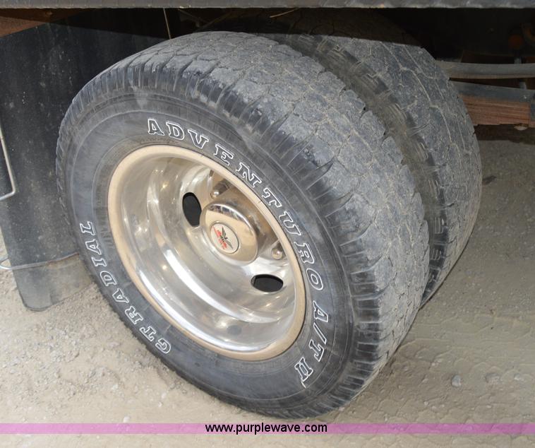 image for item I2241 2008 Ford F350 Super Duty XL service truck