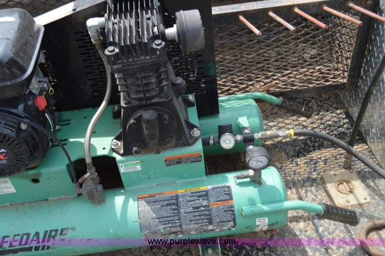 image for item I2241 2008 Ford F350 Super Duty XL service truck