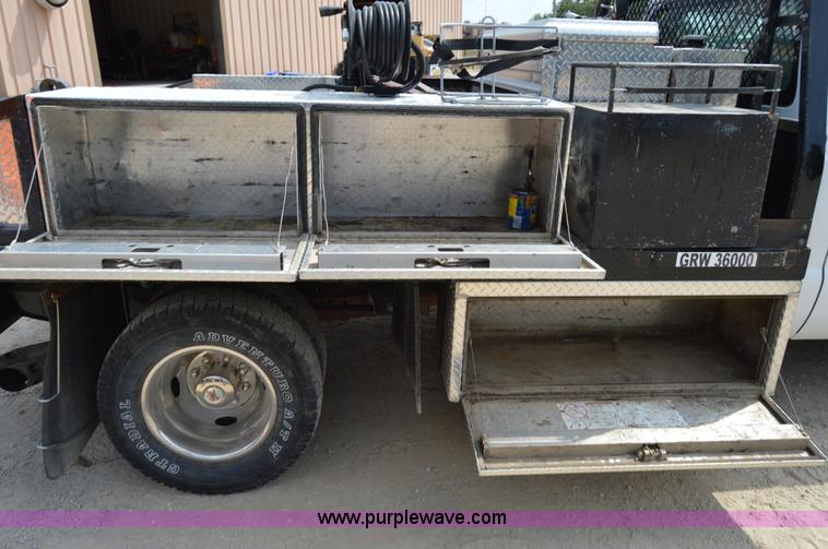 image for item I2241 2008 Ford F350 Super Duty XL service truck