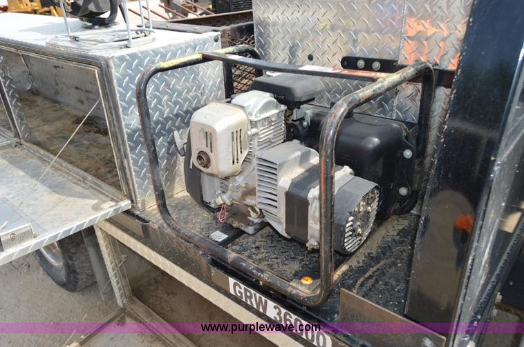 image for item I2241 2008 Ford F350 Super Duty XL service truck