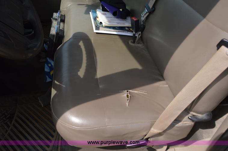 image for item I2241 2008 Ford F350 Super Duty XL service truck