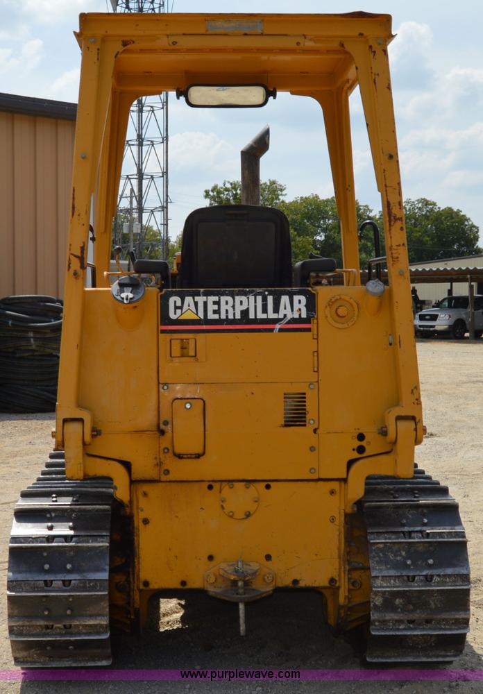 image for item I2243 1998 Caterpillar D3C XL Series III dozer