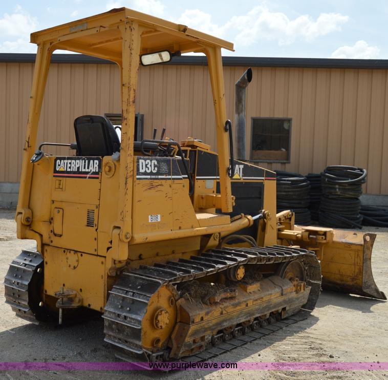 image for item I2243 1998 Caterpillar D3C XL Series III dozer