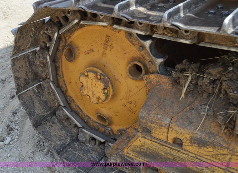 image for item I2243 1998 Caterpillar D3C XL Series III dozer