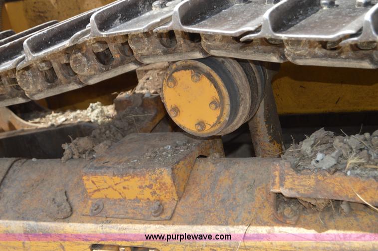 image for item I2243 1998 Caterpillar D3C XL Series III dozer