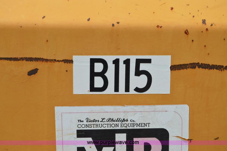 image for item I2244 1994 Case 550E Long track dozer