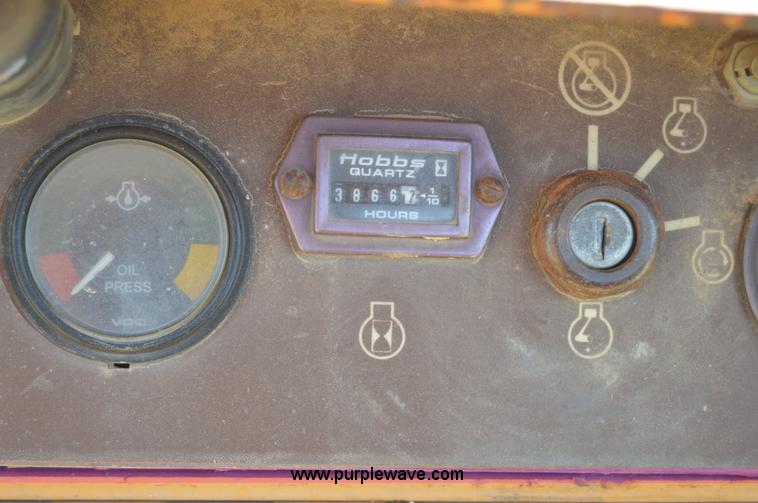 image for item I2244 1994 Case 550E Long track dozer