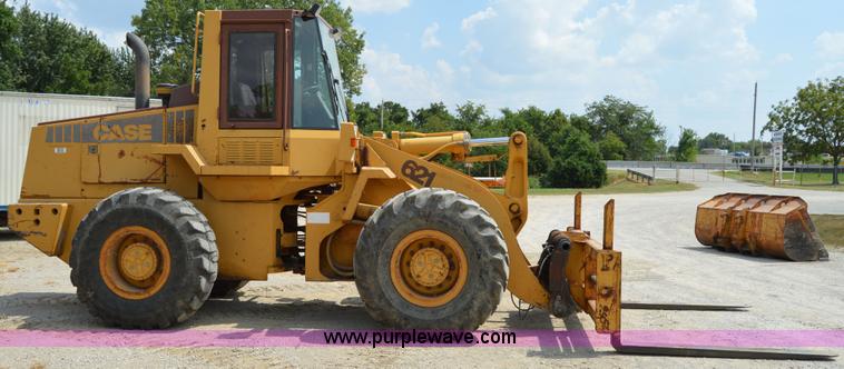 image for item I2245 Case 621ZF wheel loader