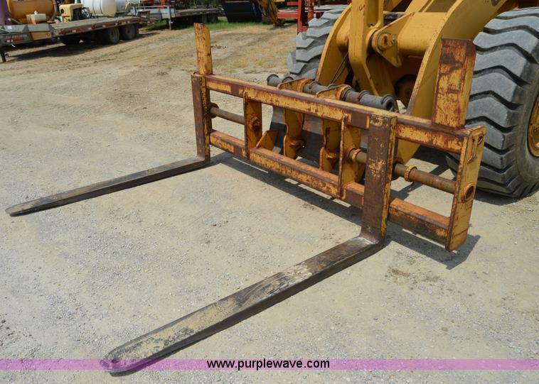 image for item I2245 Case 621ZF wheel loader