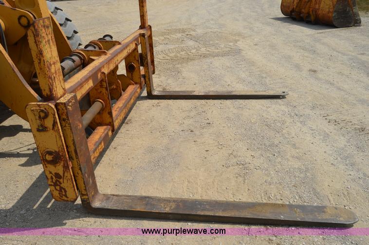 image for item I2245 Case 621ZF wheel loader