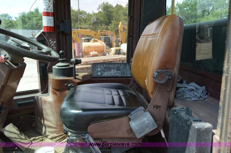 image for item I2245 Case 621ZF wheel loader