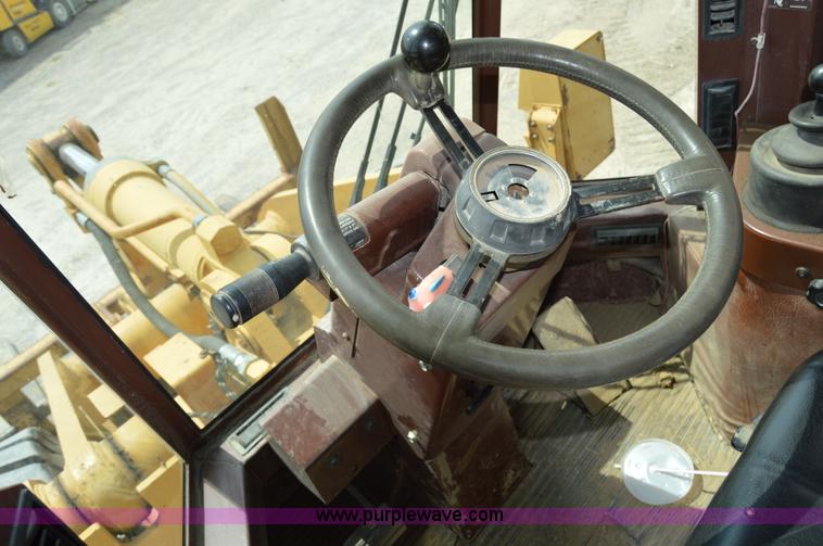 image for item I2245 Case 621ZF wheel loader