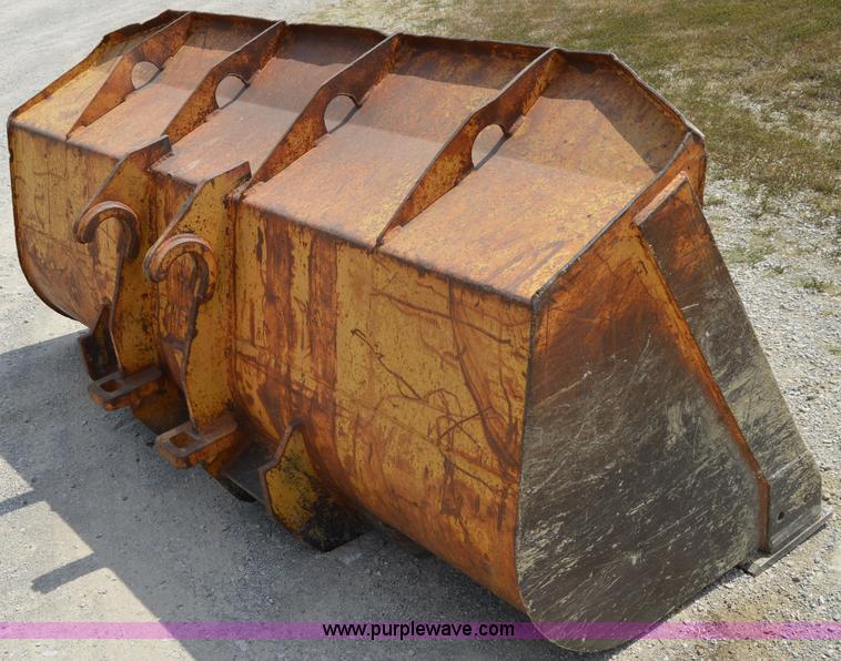 image for item I2245 Case 621ZF wheel loader