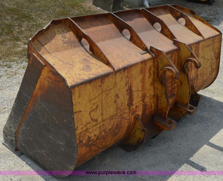 image for item I2245 Case 621ZF wheel loader