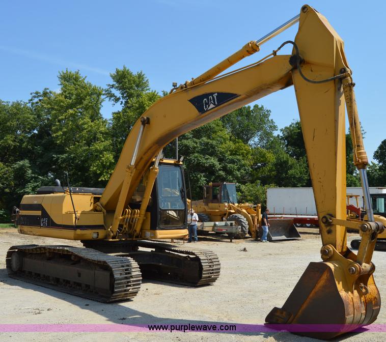 image for item I2246 1994 Caterpillar 320L excavator
