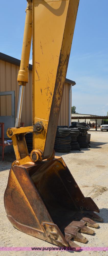 image for item I2246 1994 Caterpillar 320L excavator