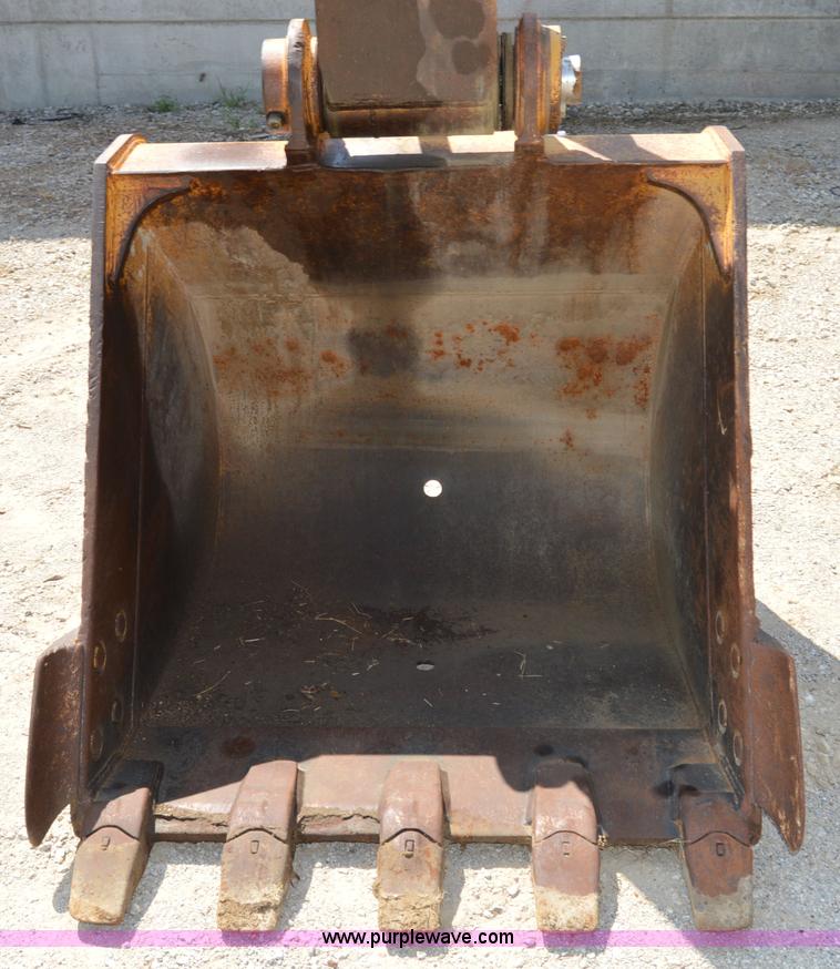 image for item I2246 1994 Caterpillar 320L excavator