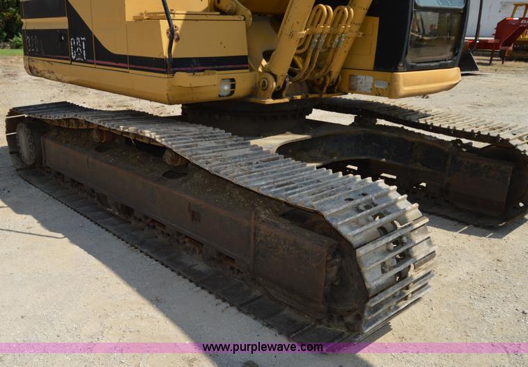 image for item I2246 1994 Caterpillar 320L excavator
