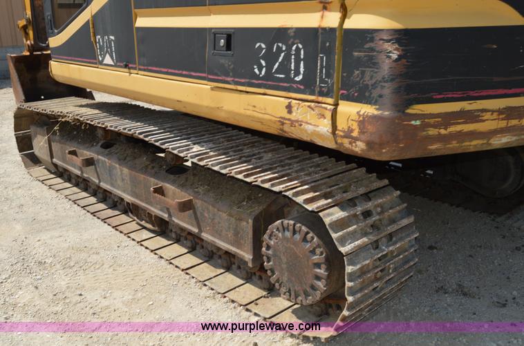 image for item I2246 1994 Caterpillar 320L excavator