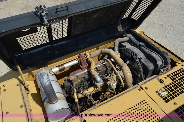 image for item I2246 1994 Caterpillar 320L excavator