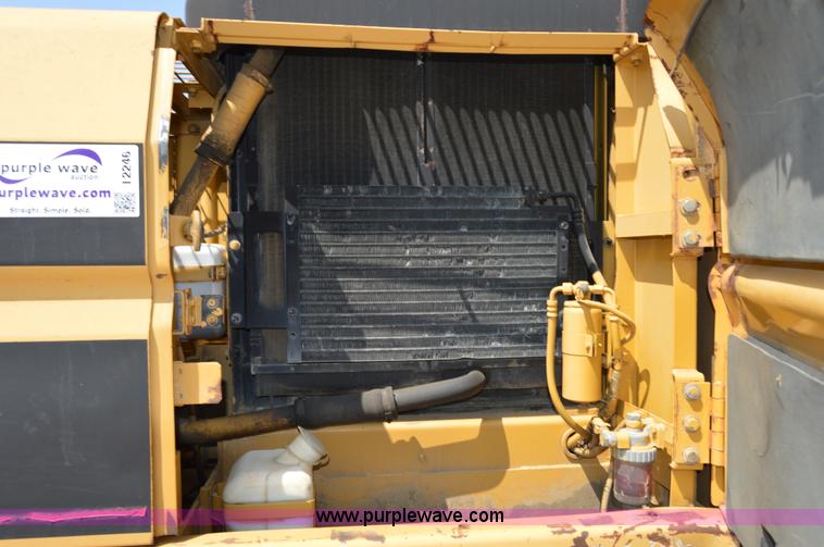 image for item I2246 1994 Caterpillar 320L excavator