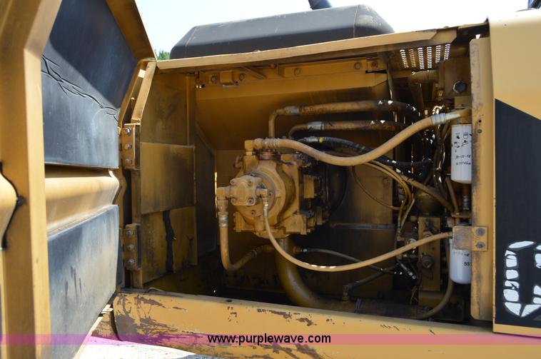 image for item I2246 1994 Caterpillar 320L excavator