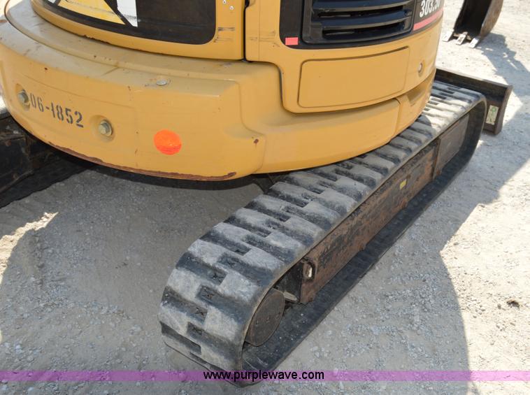 image for item I2247 2006 Caterpillar 303.5C CR mini excavator