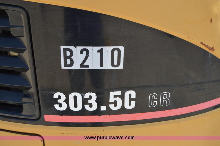 image for item I2247 2006 Caterpillar 303.5C CR mini excavator