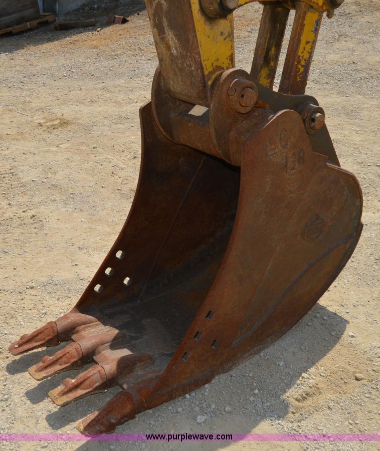 image for item I2249 2000 Komatsu PC138US-2 excavator