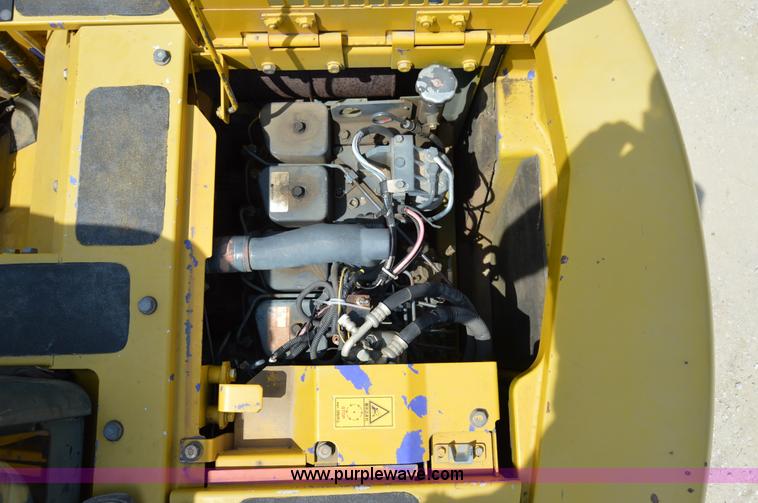 image for item I2249 2000 Komatsu PC138US-2 excavator