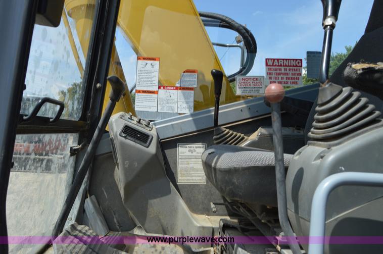 image for item I2249 2000 Komatsu PC138US-2 excavator