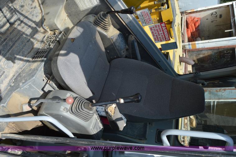 image for item I2249 2000 Komatsu PC138US-2 excavator