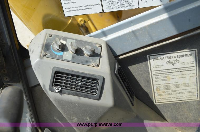 image for item I2249 2000 Komatsu PC138US-2 excavator