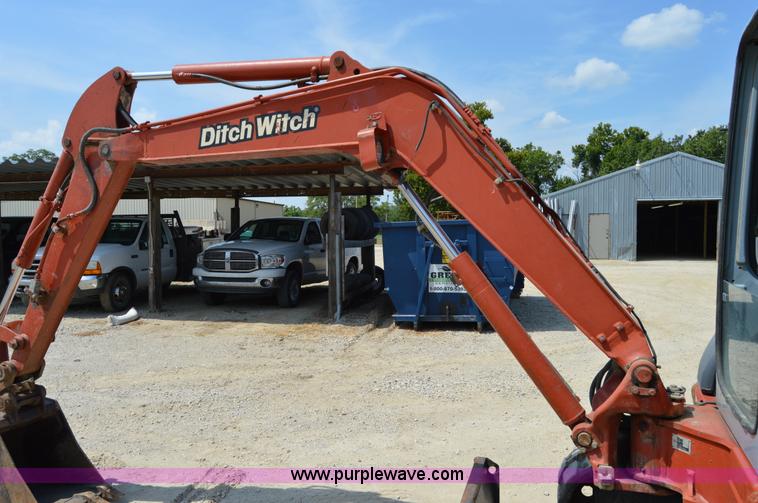 image for item I2250 Ditch Witch MX45 excavator