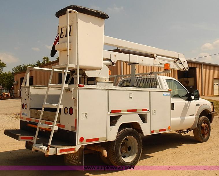 image for item I5477 1999 Ford F550 Super Duty XL bucket truck